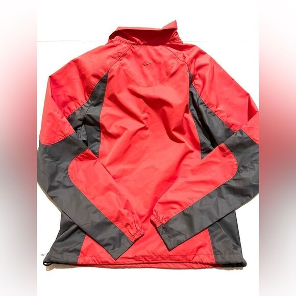 Nike Golf Pullover - Picture 2 of 4